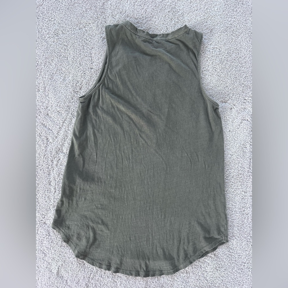 Lucky Brand Olive Green Jeep Spirit Tank - Picture 4 of 4